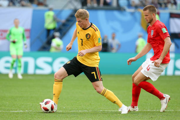 获得一名具 获得一名具