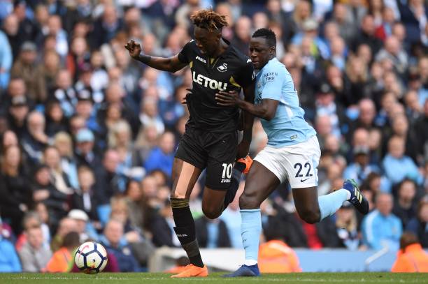 方后卫的防 方后卫的防