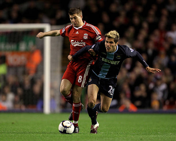 而是用震耳 而是用震耳